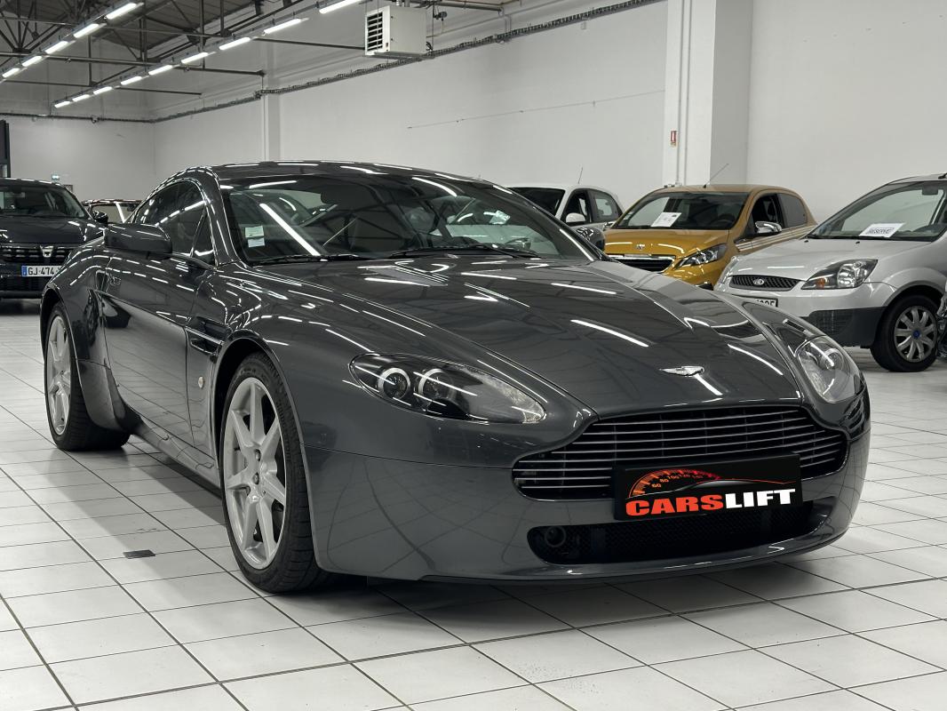 Aston Martin V8 Vantage - 4.3 385 CH Boîte auto - GARANTIE 6 MOIS